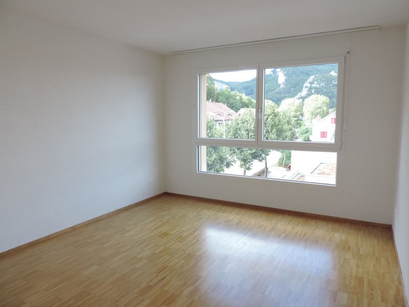 Appartement en attique de 3,5 pièces idéalement situé (4)