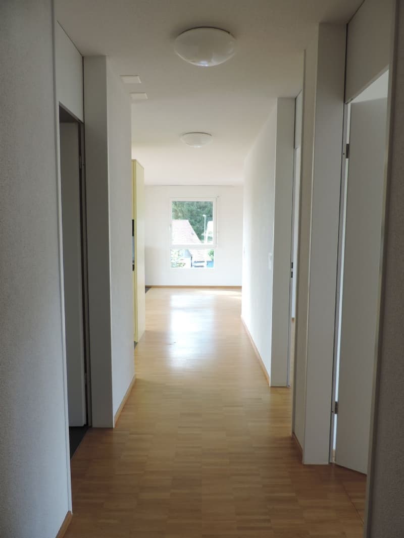 Appartement en attique de 3,5 pièces idéalement situé (7)