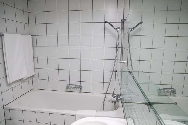 Exklusive möblierte 3.5 Zimmer Stadtwohnung nahe Bahnhof Zug (12)