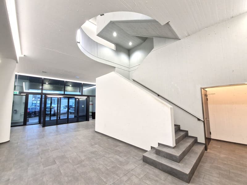 Klimatisierte Büro-/Gewerbeflächen in attraktiver Gewerbeliegenschaft (17)