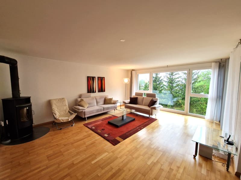 Attraktive 4.5-Zimmer-Wohnung mit Balkon und privatem Hobby-/Waschraum (6)