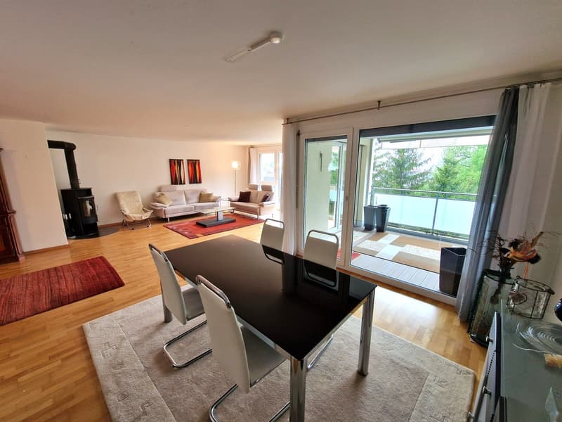 Attraktive 4.5-Zimmer-Wohnung mit Balkon und privatem Hobby-/Waschraum (4)