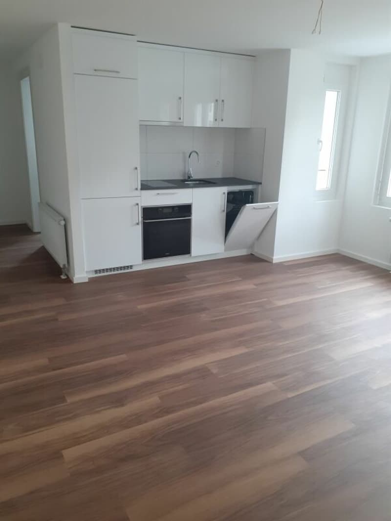 Design trifft Alltag - stilvolles Wohnen mit Terrasse (3)
