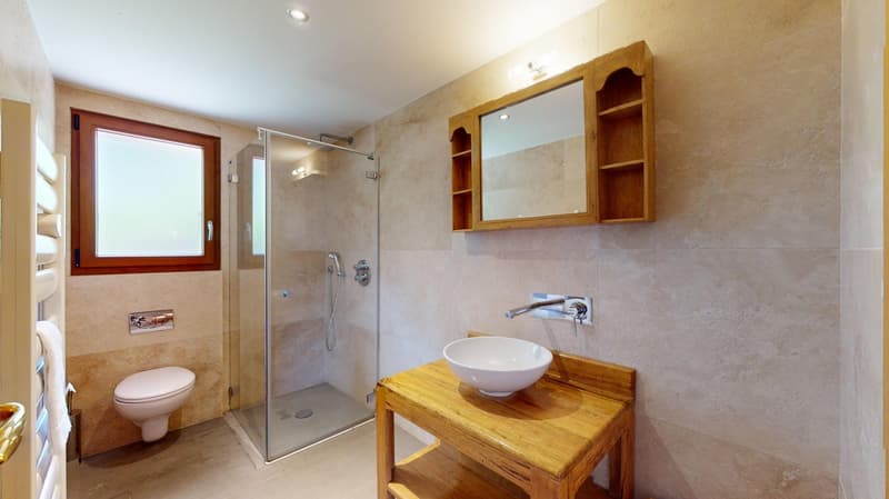 Stunning 5-Room Chalet with Pool and Panoramic Mountain Views in Nendaz (9)
