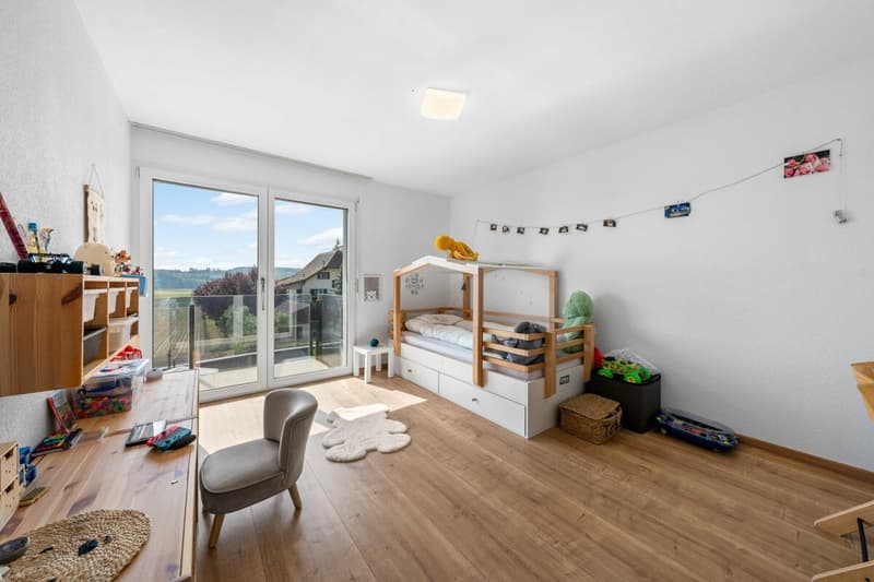 5.5 Zimmer Doppeleinfamilienhaus mit Aussicht (8)