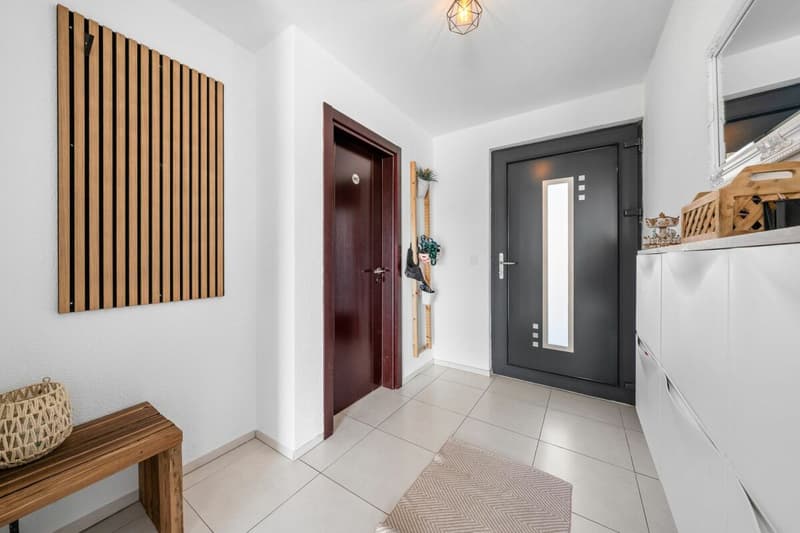 5.5 Zimmer Doppeleinfamilienhaus mit Aussicht (3)