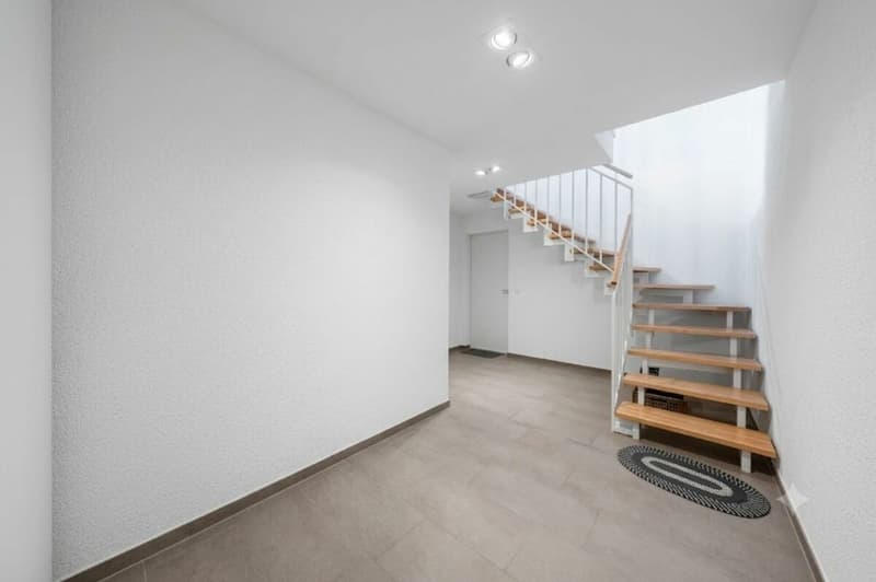 Charming Home with Charm and Quality of Life - Stylish 4.5-Room Semi-Detached House in Family-Friendly Location (13)