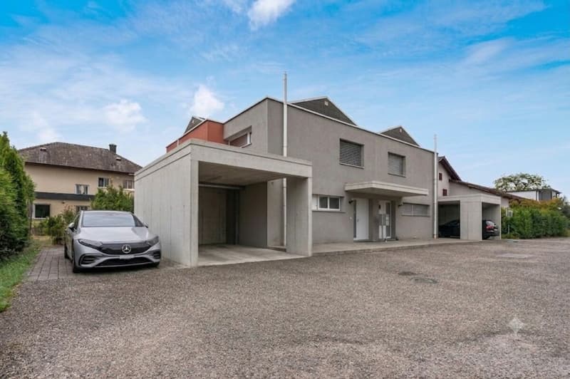 Charming Home with Charm and Quality of Life - Stylish 4.5-Room Semi-Detached House in Family-Friendly Location (3)