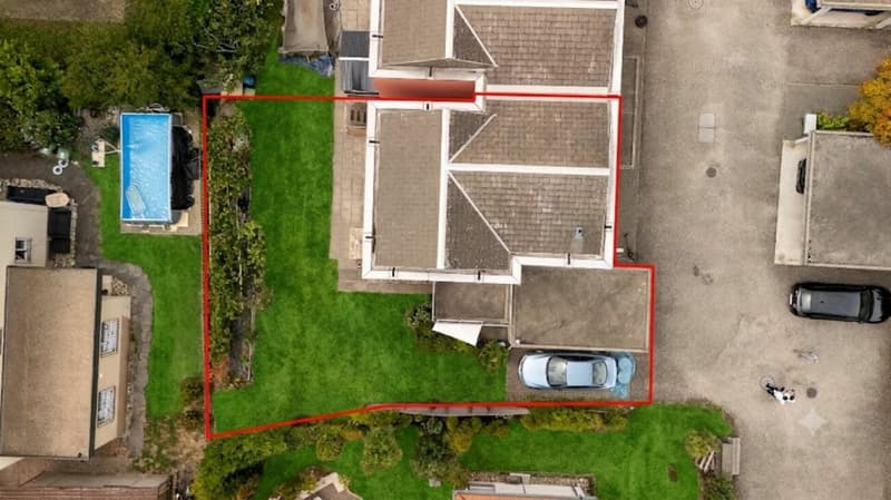 Charming Home with Charm and Quality of Life - Stylish 4.5-Room Semi-Detached House in Family-Friendly Location (2)
