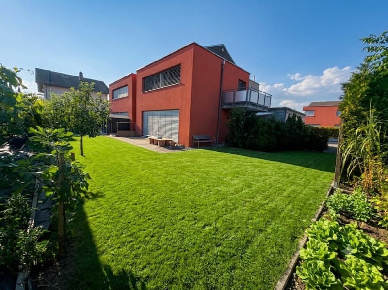 Charming Home with Charm and Quality of Life - Stylish 4.5-Room Semi-Detached House in Family-Friendly Location (1)