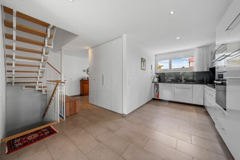 Charming Home with Charm and Quality of Life - Stylish 4.5-Room Semi-Detached House in Family-Friendly Location (5)