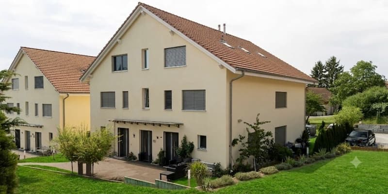 6.5 Zi Doppeleinfamilienhaus mit seperater 3.5 Zi Wohnung im DG (1)