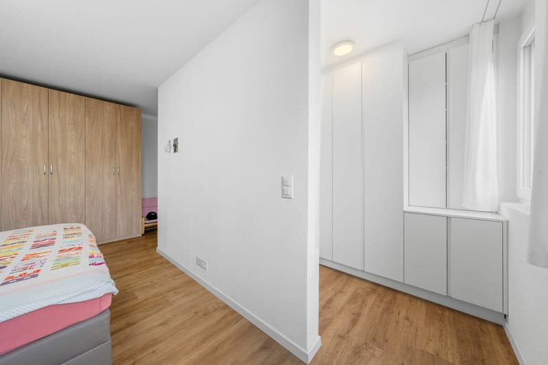 6.5 Zi Doppeleinfamilienhaus mit seperater 3.5 Zi Wohnung im DG (12)
