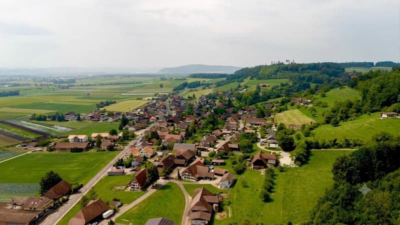 6.5 Zi Doppeleinfamilienhaus mit seperater 3.5 Zi Wohnung im DG (21)