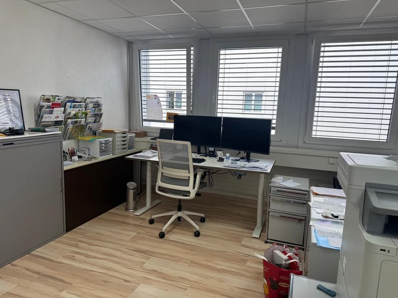 Helles Büro mit 70 m² im 2. OG in Egg – sofort verfügbar (3)