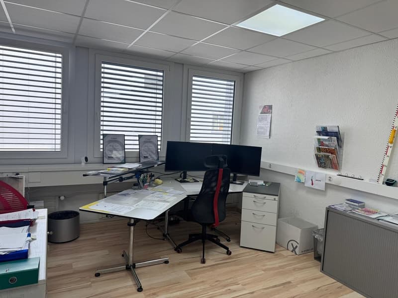 Helles Büro mit 70 m² im 2. OG in Egg – sofort verfügbar (4)