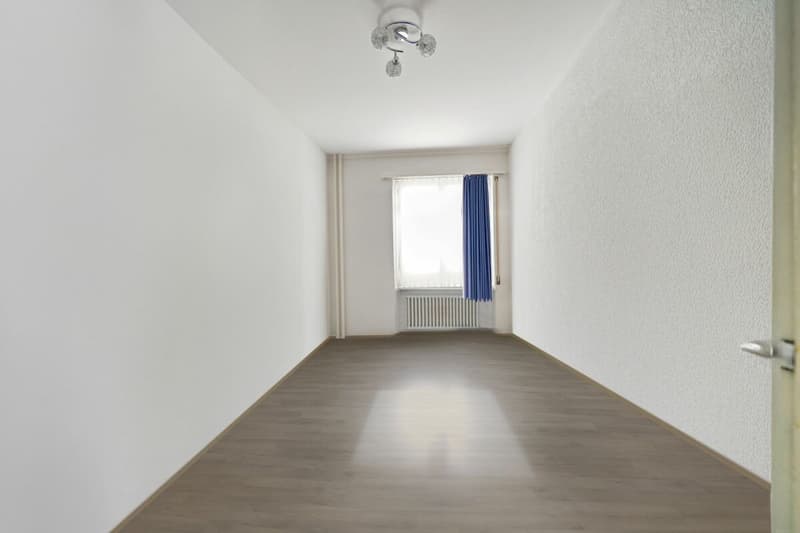 Appartement 4,5 pièces abordable dans un emplacement attractif (8)