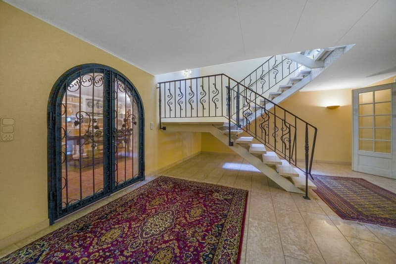 Exclusive Villa with Lake and Alpine View - on the South Slope of Lugnorre (18)