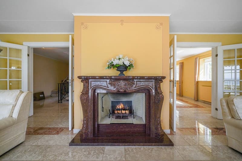 Exclusive Villa with Lake and Alpine View - on the South Slope of Lugnorre (9)