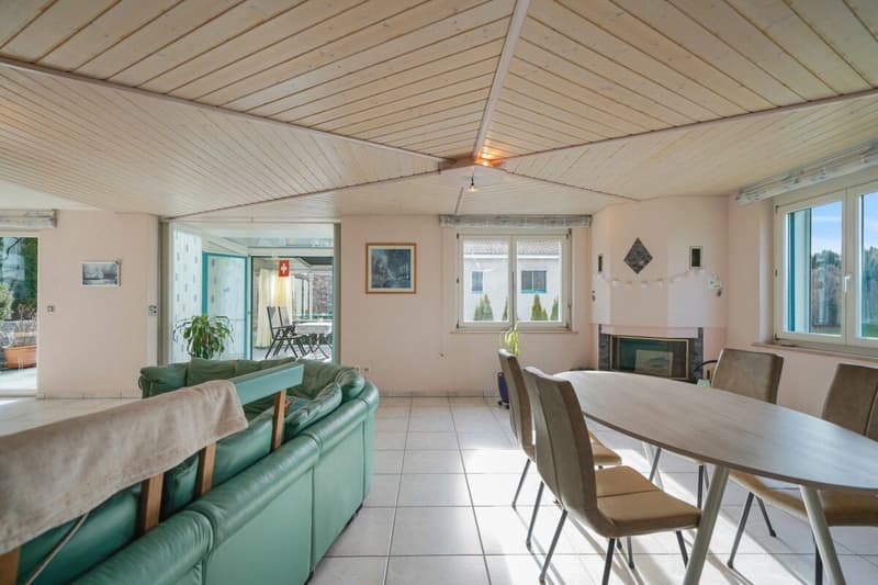 Bright 5.5 room single-family house with 4.5 room annex and a view into the green in St.Antoni (2)