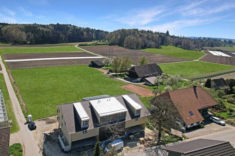 Appartement loft moderne avec système photovoltaïque privé et orientation sud (8)