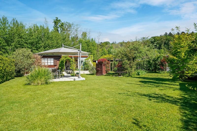 Well-maintained mobile home with 549 m² of land, a total of 5 plots with great development potential (2)