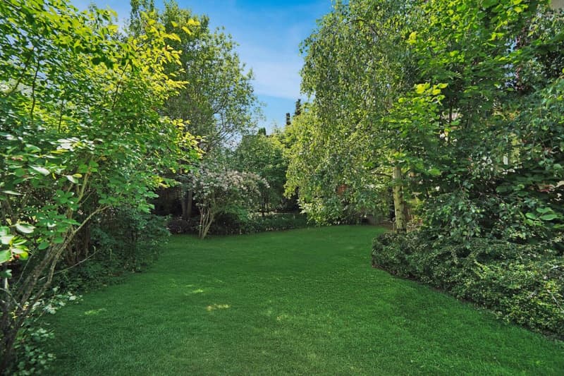 Maison de famille charmante et centrale avec jardin à Herzogenbuchsee (16)