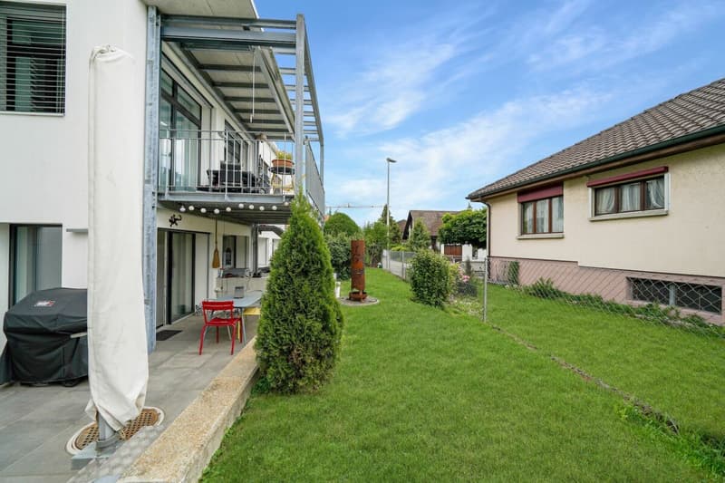 Brand new, modern 2.5 room apartment with garden share (11)