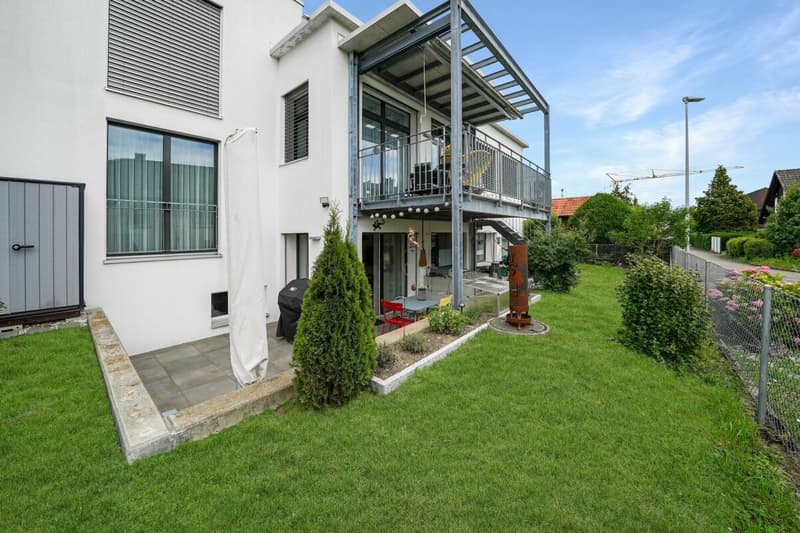 Brand new, modern 2.5 room apartment with garden share (1)