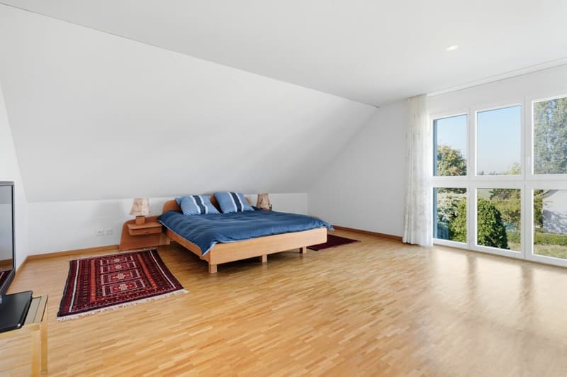 Gepflegtes 5.5 Zimmer Einfamilienhaus mit Traumgarten in Rünenberg (8)