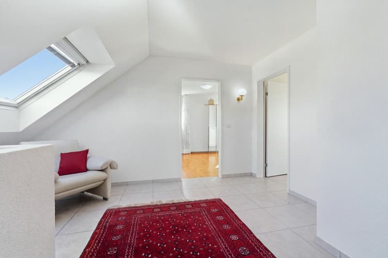 Gepflegtes 5.5 Zimmer Einfamilienhaus mit Traumgarten in Rünenberg (5)