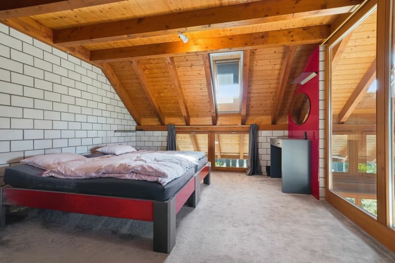 Weitläufiges Doppeleinfamilienhaus mit offenem Wohnkonzept (9)