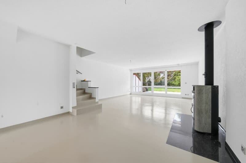 Schöne 4.5 Zimmer Duplexwohnung mit Haus-Charakter in Luterbach (3)