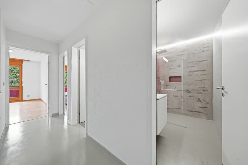 Schöne 4.5 Zimmer Duplexwohnung mit Haus-Charakter in Luterbach (11)