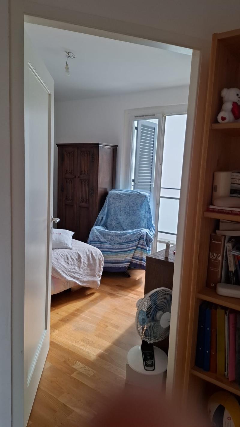 Charmant appartement de 2 pièces avec balcon au coeur des Eaux-vives en dernier étage (11)