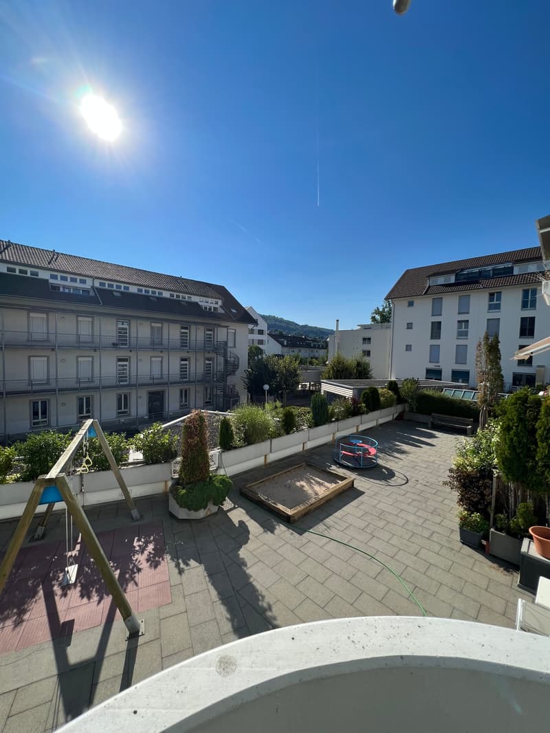 Apartment for seniors - Bright 3.5-room apartment with balcony facing southwest in the village center near Menzo Market (12)