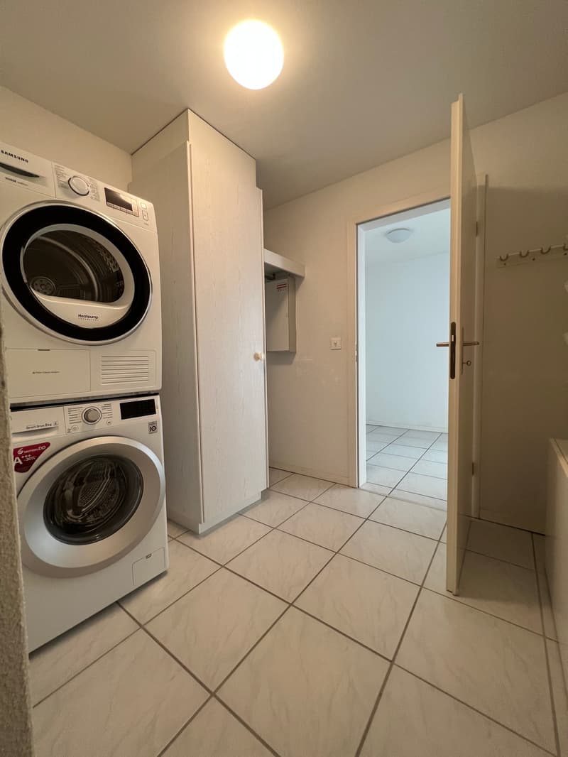 Apartment for seniors - Bright 3.5-room apartment with balcony facing southwest in the village center near Menzo Market (11)