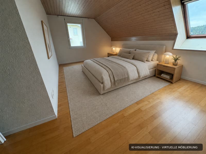 Renovierte 4.5-Zimmer-Dachwohnung mit Cheminée, Lift und Weitblick (4)