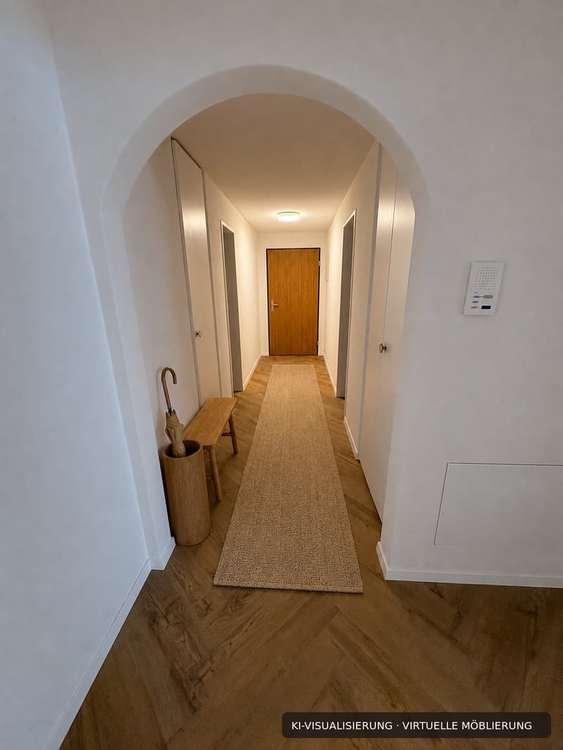 Renovierte 4.5-Zimmer-Dachwohnung mit Cheminée, Lift und Weitblick (15)