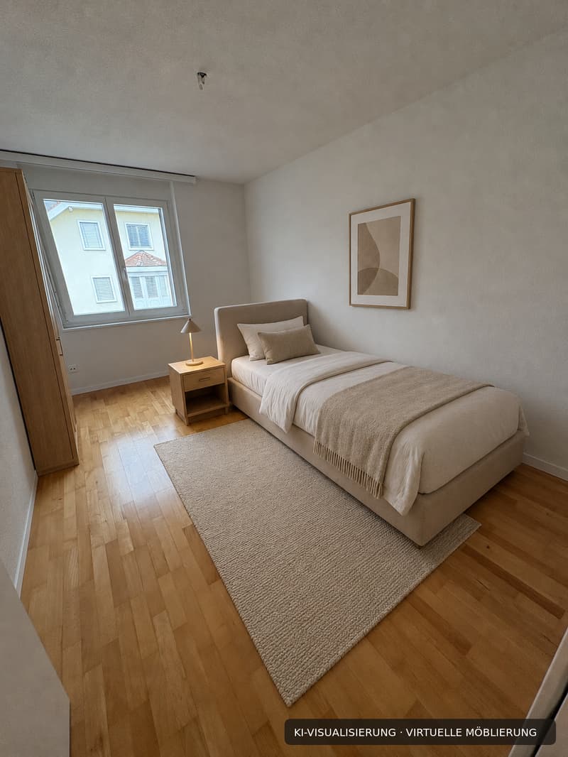 Renovierte 4.5-Zimmer-Dachwohnung mit Cheminée, Lift und Weitblick (6)