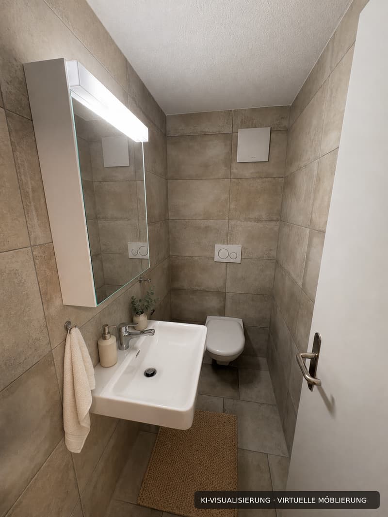 Renovierte 4.5-Zimmer-Dachwohnung mit Cheminée, Lift und Weitblick (12)