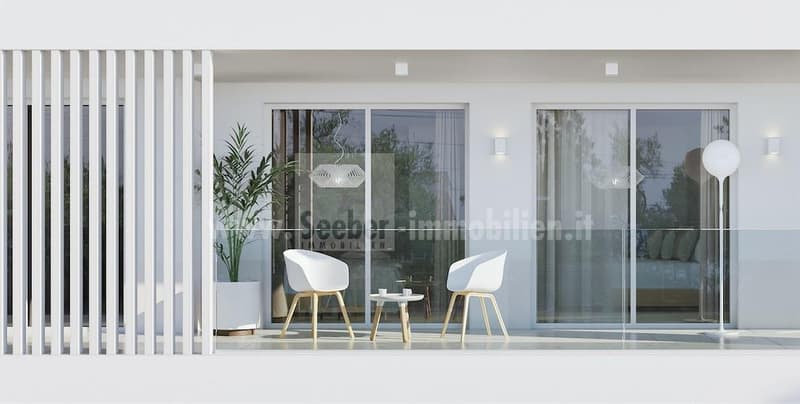 The White Residence: Ihr exklusives Zuhause mit großzügigen Fenstern, modernem Komfort und großer Terrasse. Entdecken Sie Ihre 1-Zimmer-Penthouse-Wohnung im 2.Obergeschoss – ein Lebensraum voller Freiheit. (1)