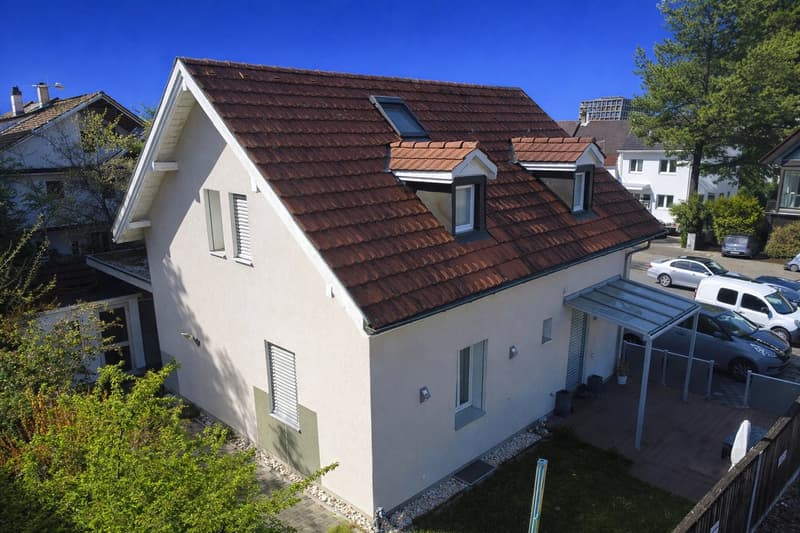 Detached single-family house in a central location in Münchenstein (2)
