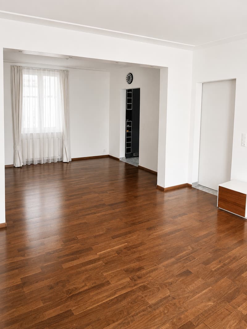 Freistehendes Einfamilienhaus an zentraler Lage in Münchenstein (6)