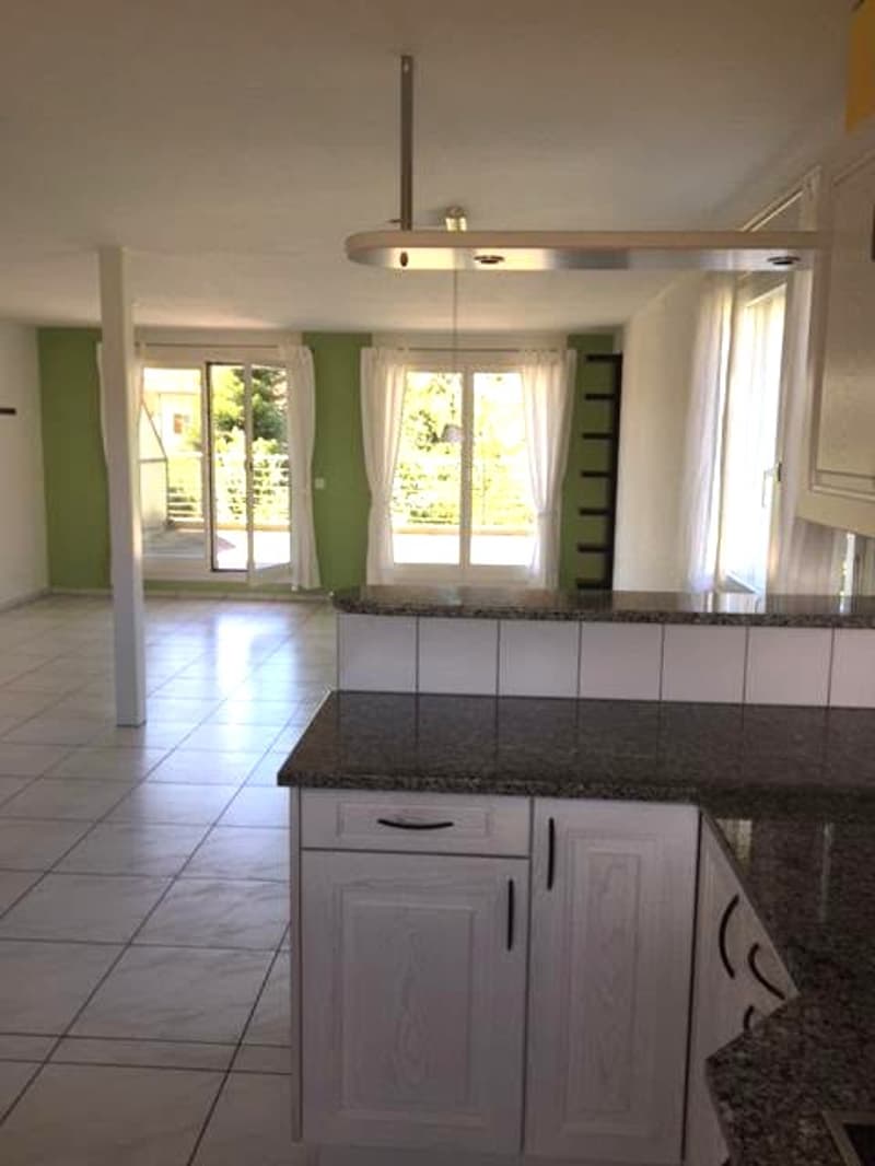 Charmante 4.5-Zimmer-Maisonette-Wohnung in Düdingen (4)