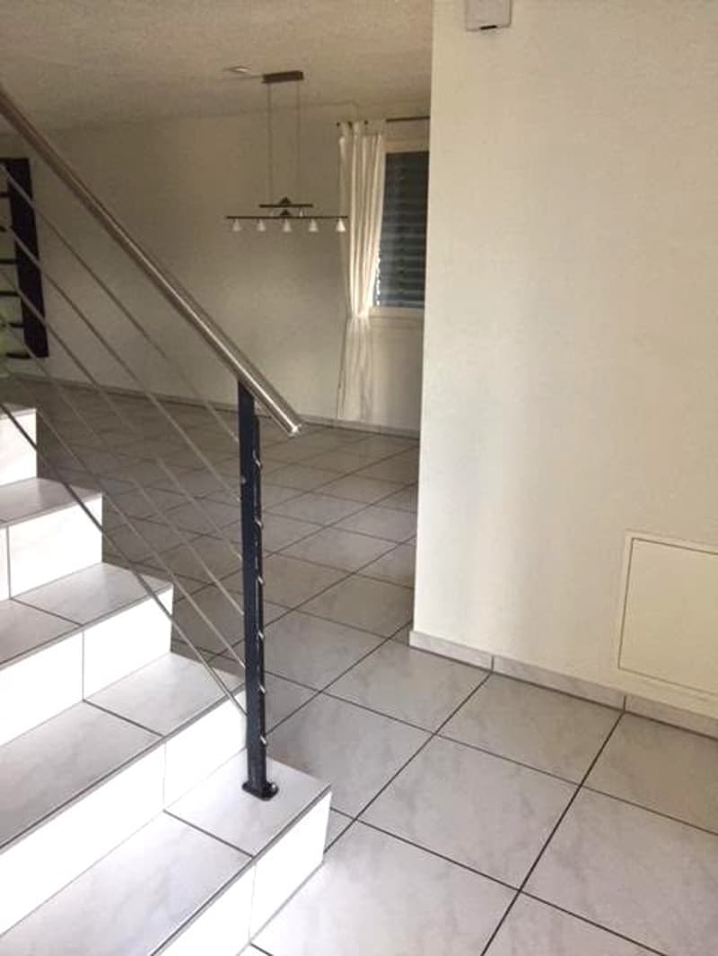 Charmante 4.5-Zimmer-Maisonette-Wohnung in Düdingen (5)