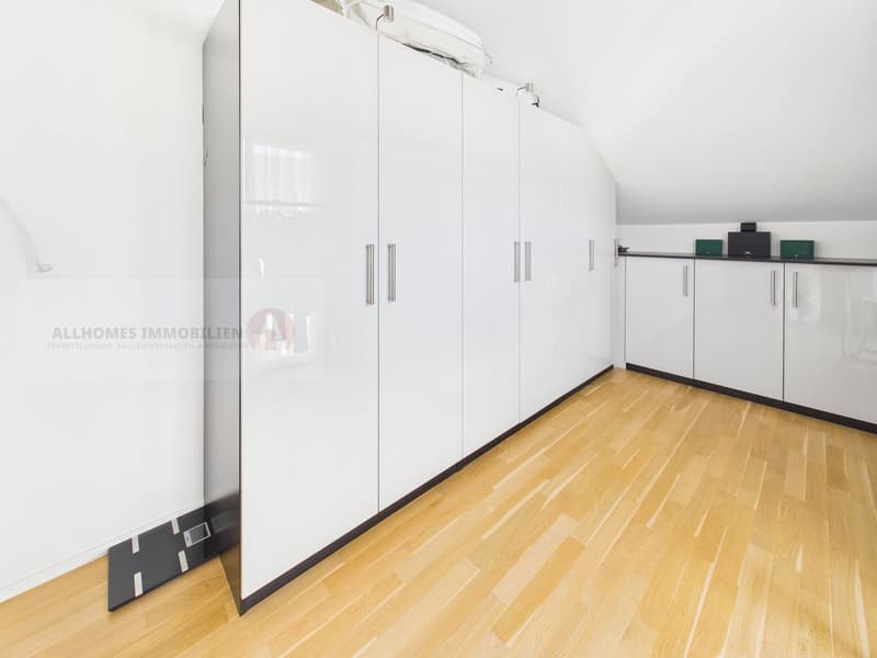 Charming 4.5-room attic apartment in Gebenstorf AG (18)