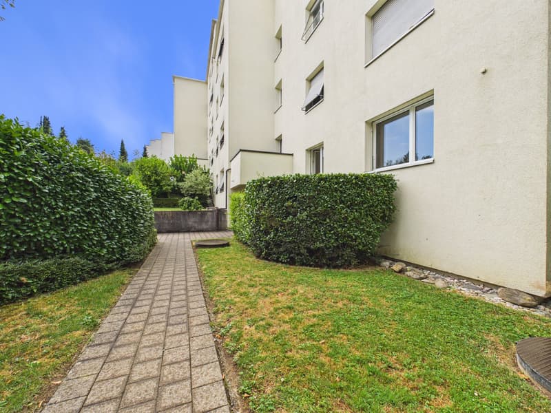 Charmante 4.5-Zimmer-Wohnung mit gemeinschafts Pool in Gebenstorf – sofort verfügbar! (1)