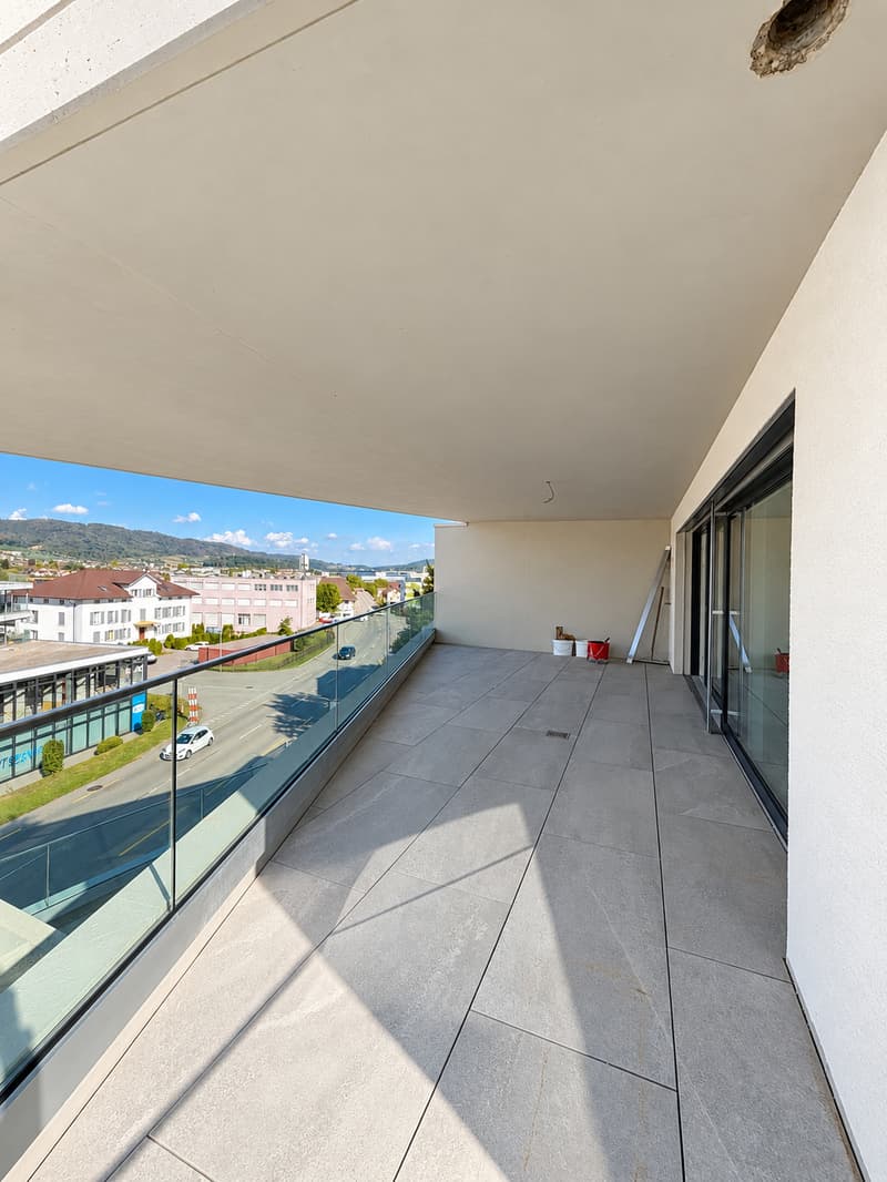 Exklusive 4.5-Zimmer-Terrassenwohnung mit Weitsicht und ultraluxuriösem Ausbau (17)