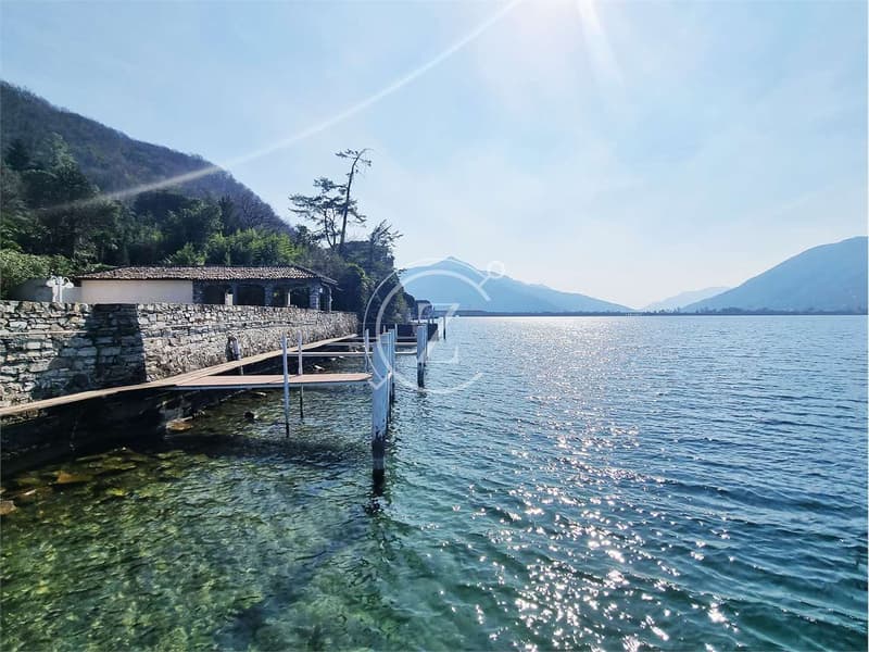 Appartement de vacances 2.5 pièces directement sur le lac à Bissone (2)